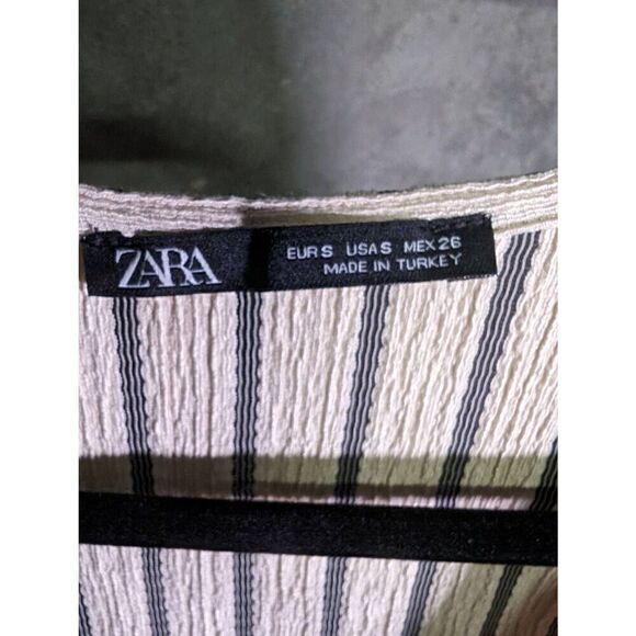 Zara Striped Cream and Gray MIDI Dress with Pockets Size Small - Picture 3 of 5